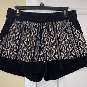 🦋Dress Shorts 5/25$